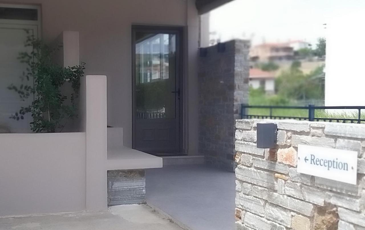 Petries Studios Agioi Apostoli Exterior foto